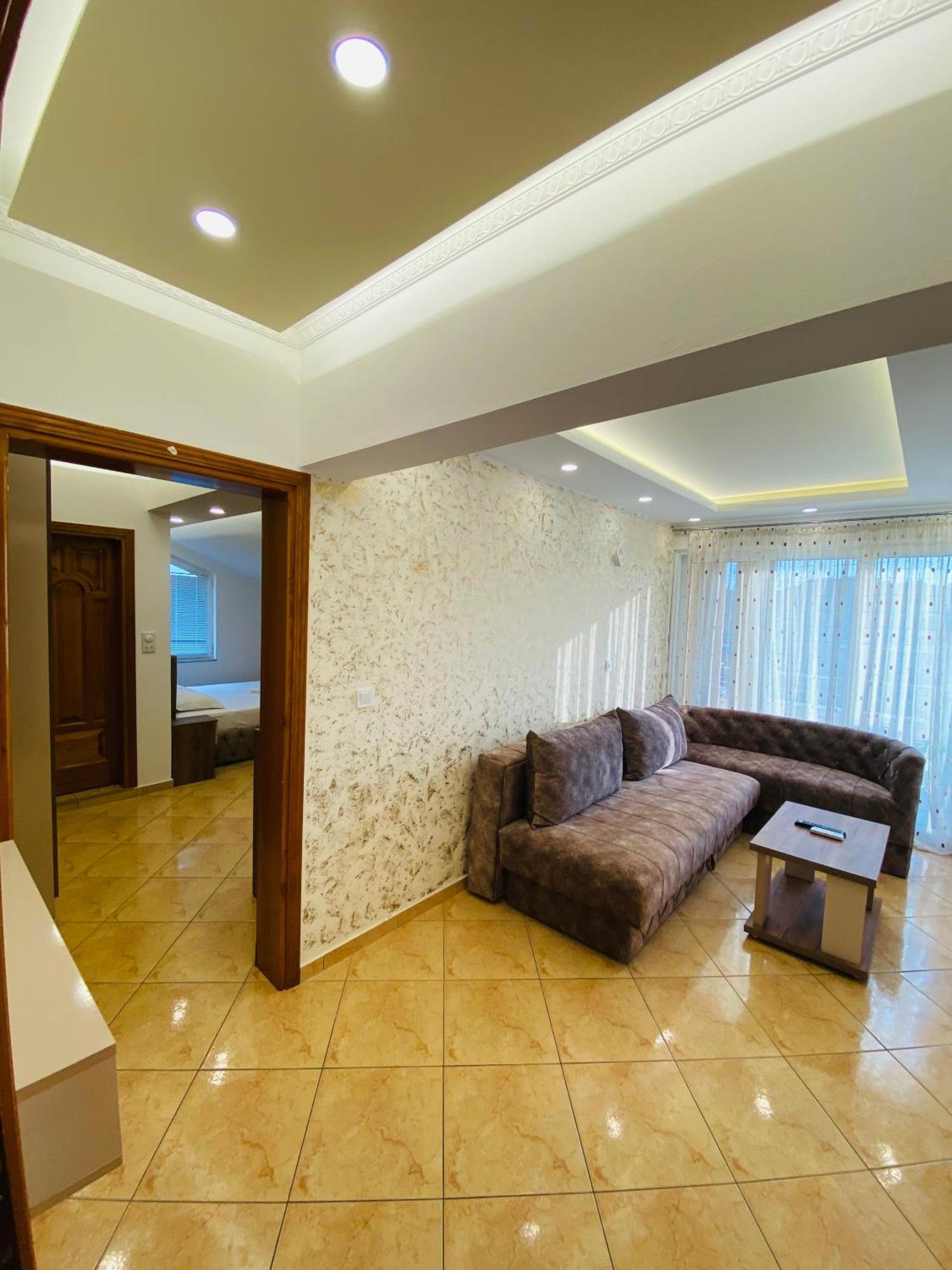 Apart Hotel Llolla Ulcinj Ruang foto