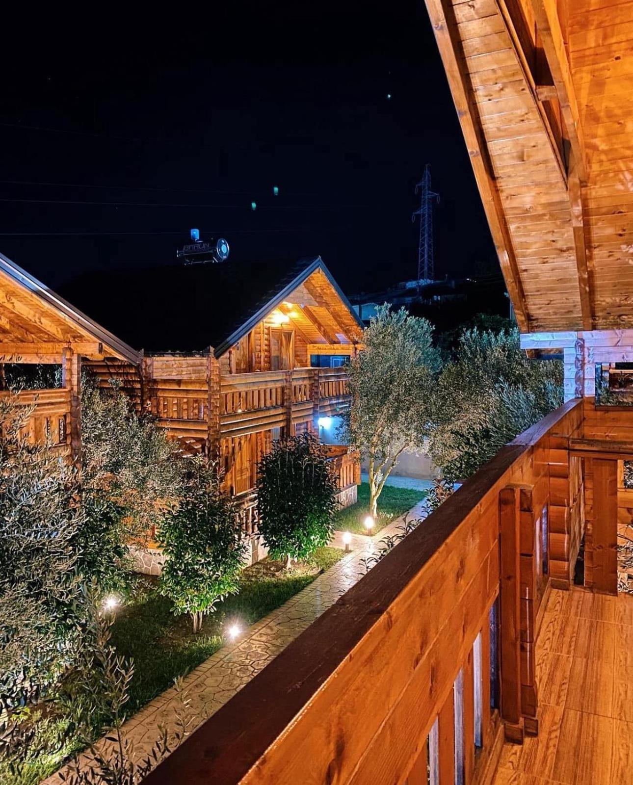 Apart Hotel Llolla Ulcinj Bagian luar foto