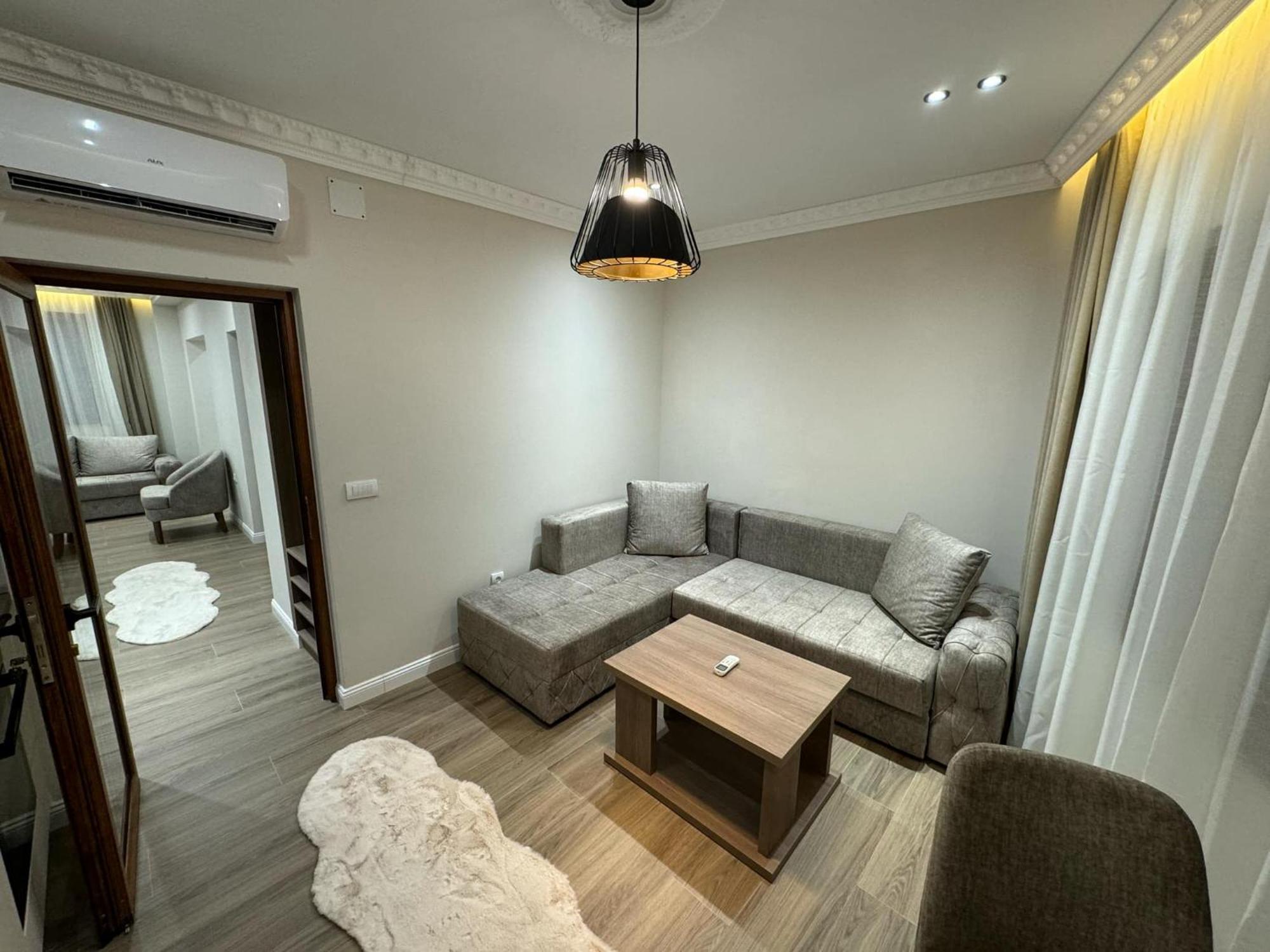 Apart Hotel Llolla Ulcinj Bagian luar foto